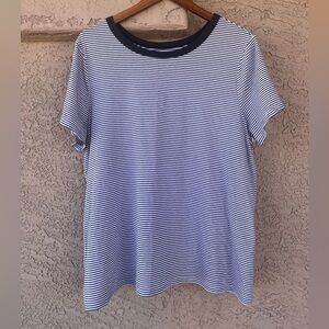 Old Navy Striped Black & White T-Shirt with Black Trimmed Collar